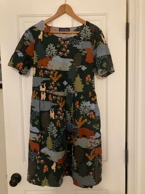 Princess Highway Dark Green Forest Print Midi Dress